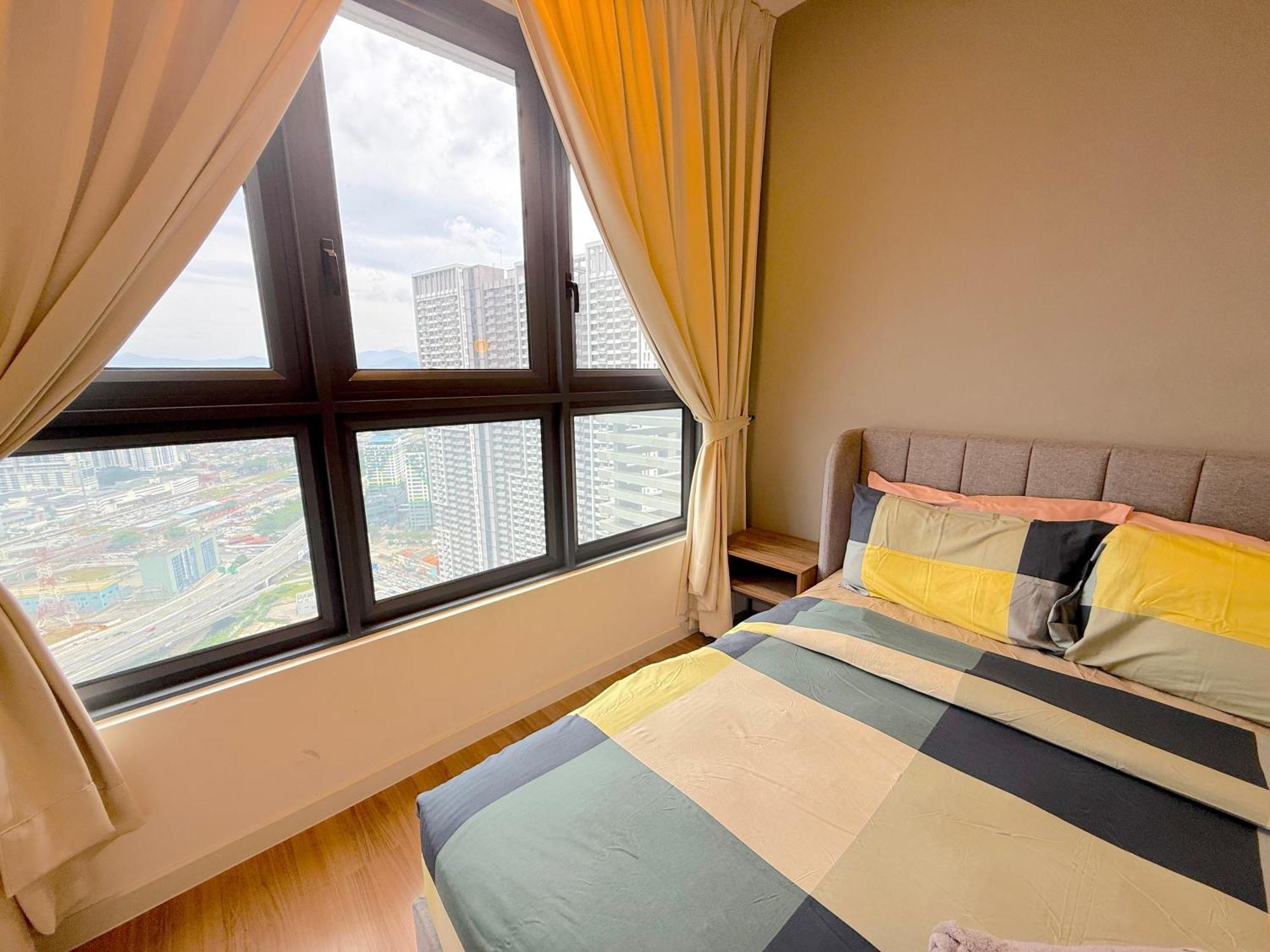 M Vertica Cheras By Rasbo Galaxy Pangsapuri Kuala Lumpur
